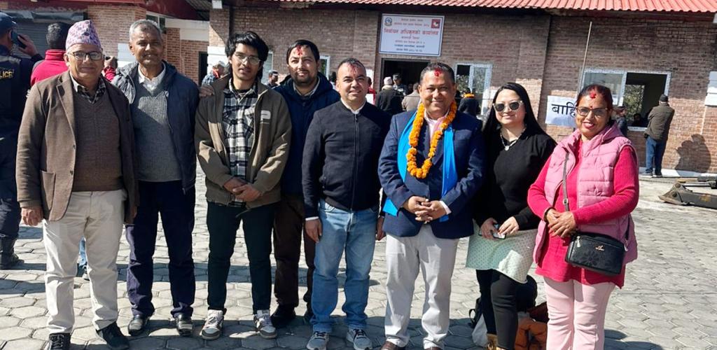 काठमाडौं ६ बाट शिशिर खनालले गरे उम्मेदवारी दर्ता