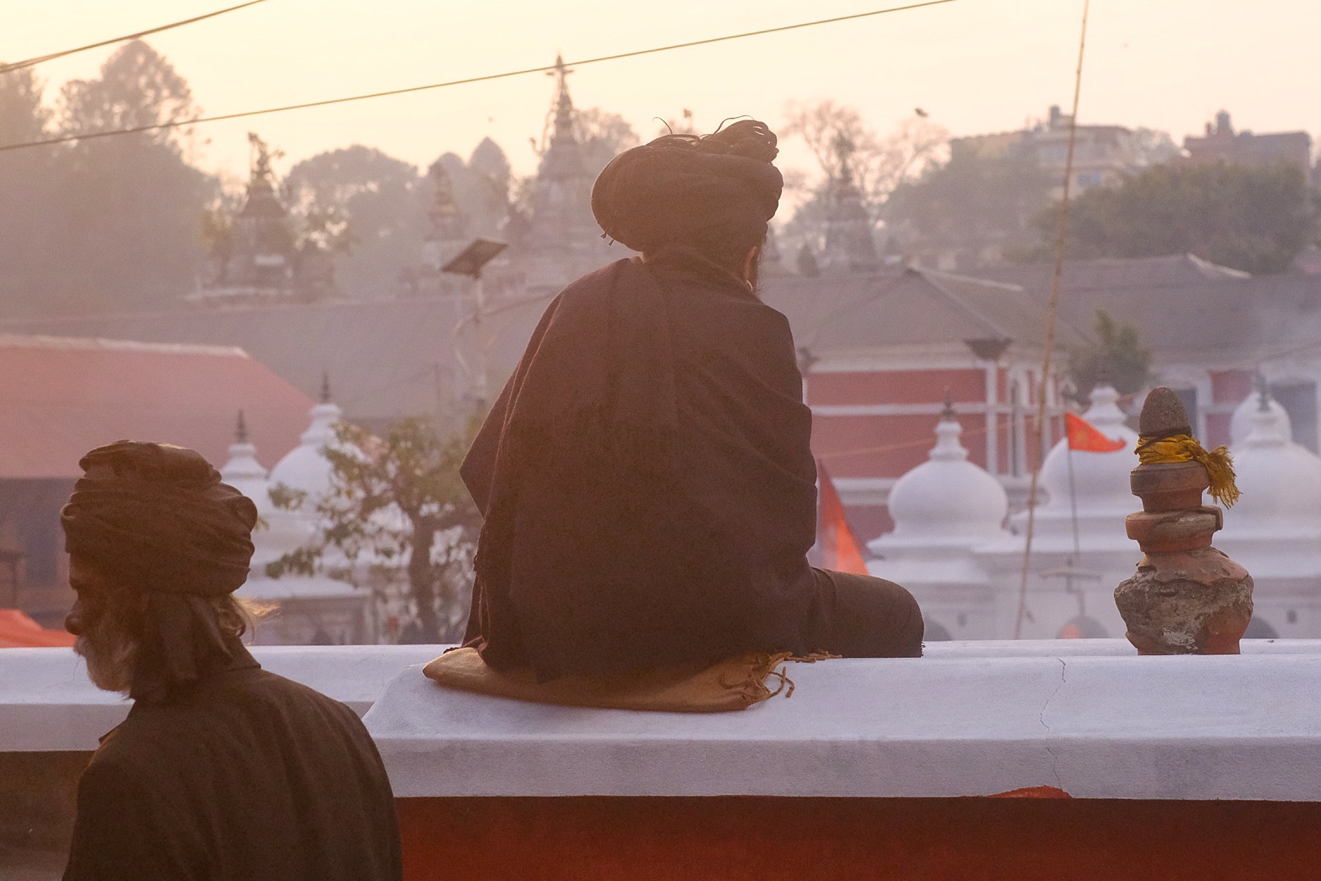 महाशिवरात्रिको पूर्वसन्ध्यामा पशुपतिनाथमा राैनक