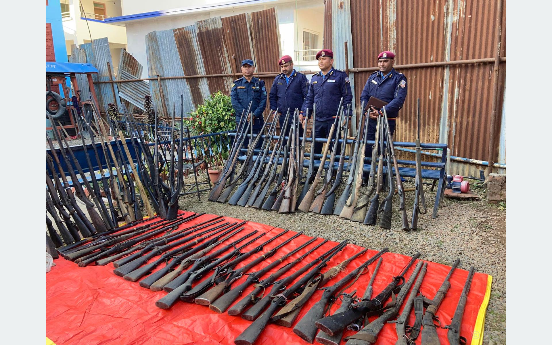 बागलुङमा ११५ थान भरुवा बन्दुक बरामद