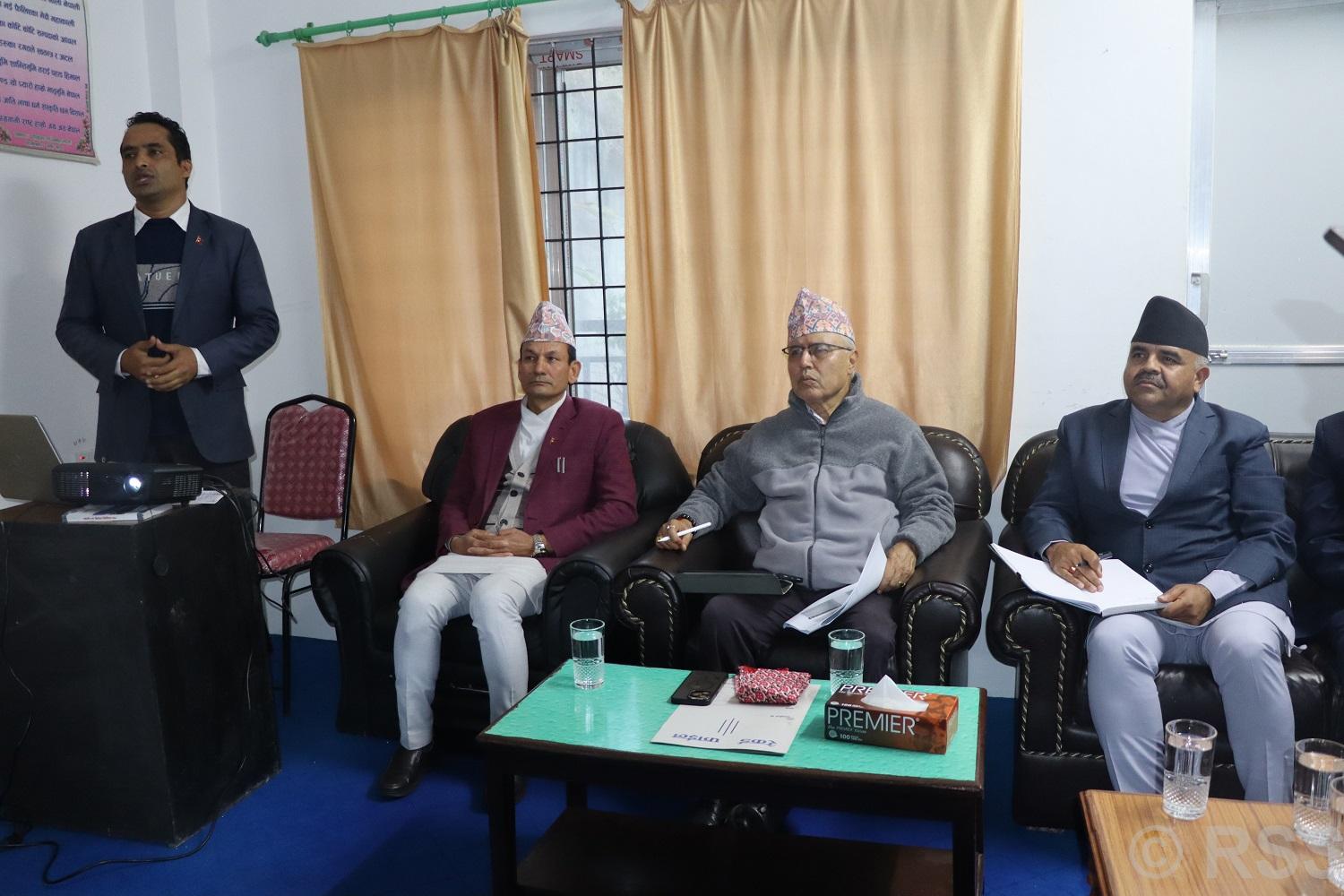 स्रोतको अभावले निर्वाचनमा कुनै अवरोध सिर्जना हुँदैन : अर्थमन्त्री खनाल