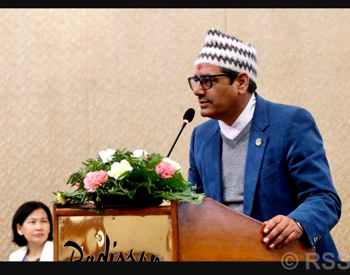 वातावरण संरक्षणसँगै पूर्वाधार विकास आवश्यक छ : वनमन्त्री चौलागाईं