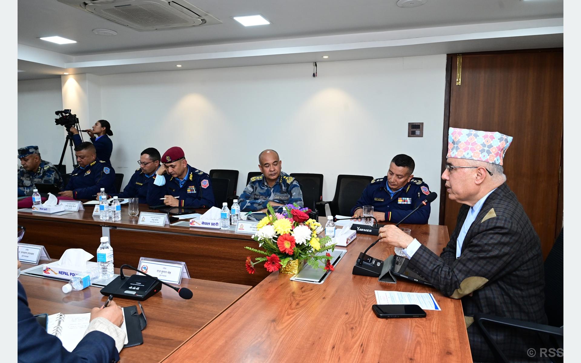 राजस्व चुहावट नियन्त्रणलाई प्रभावकारी बनाउन सहकार्य जरूरी : अर्थमन्त्री खनाल