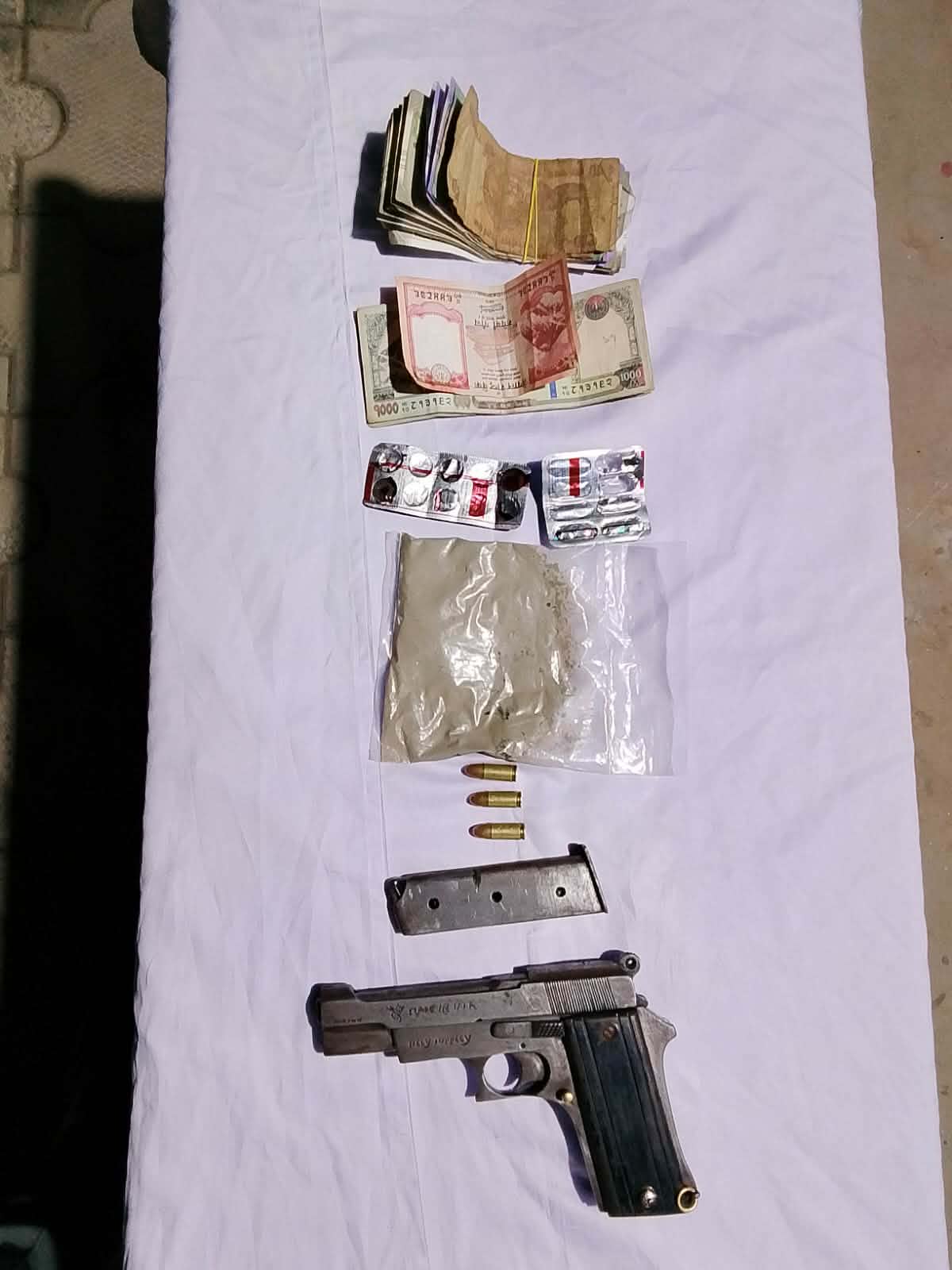 सुनसरीबाट पेस्तोलसहित भारतीय नागरिक नियन्त्रणमा