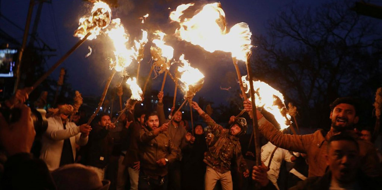 काठमाडौंमा बालेनको पुत्ला दहन