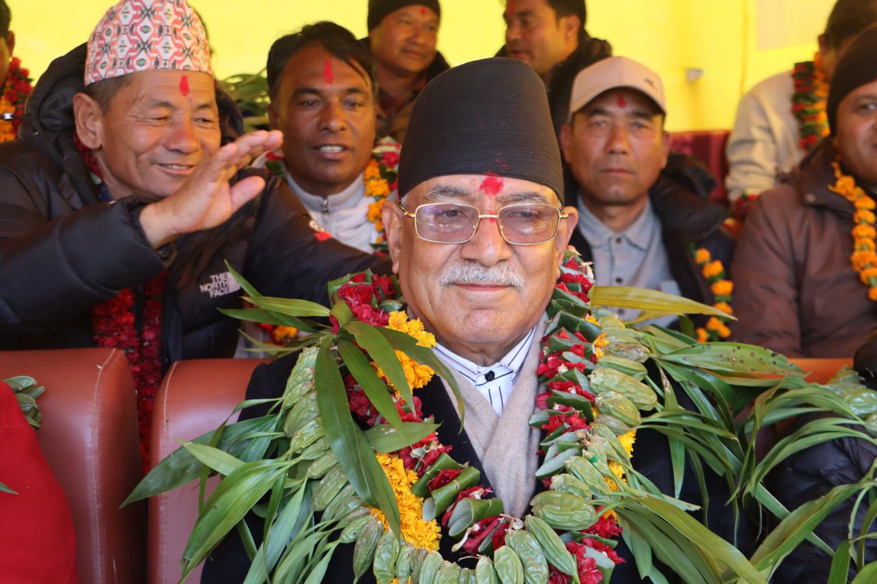 प्रचण्डको उद्घोष- आगो लगाउने र कुशासन चलाउने हार्नेछन्, गणतन्त्र ल्याउने जित्नेछन्