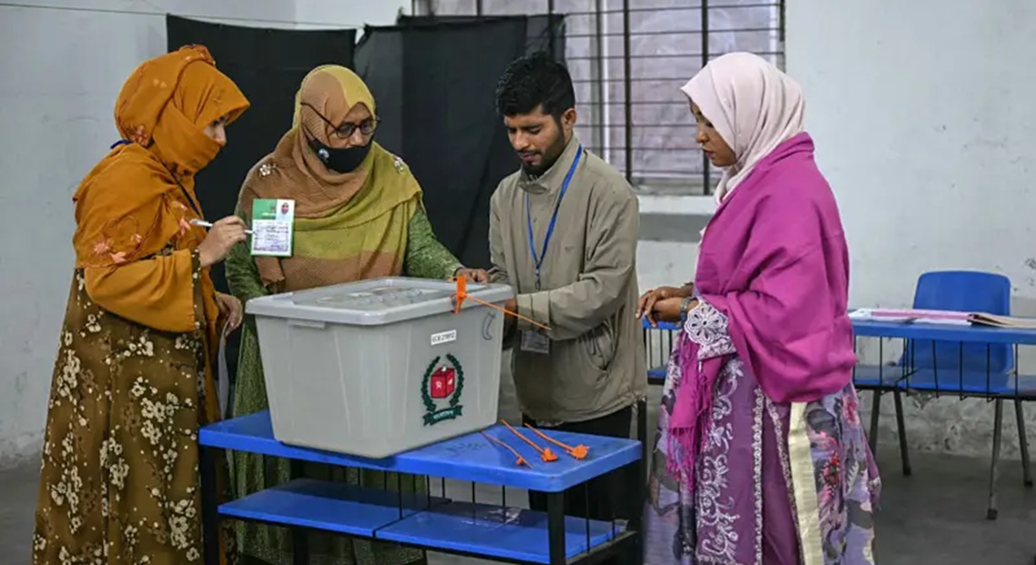 बंगलादेशमा आज मतदान हुँदै