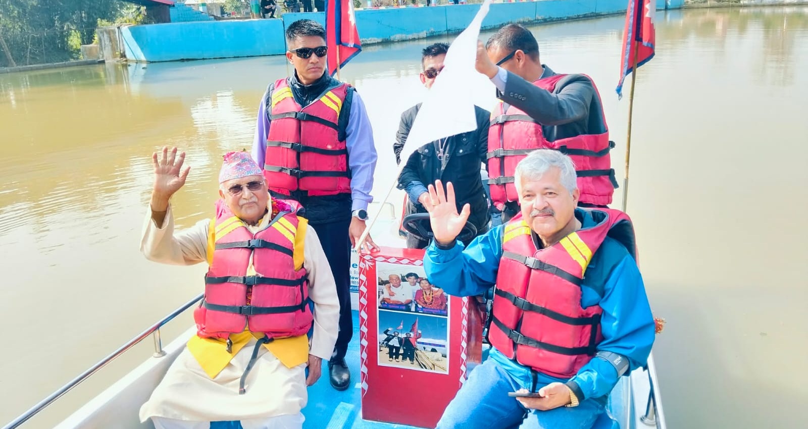 अध्यक्ष ओलीद्वारा ईन्द्रेणी तालमा मोटरबोट सयर