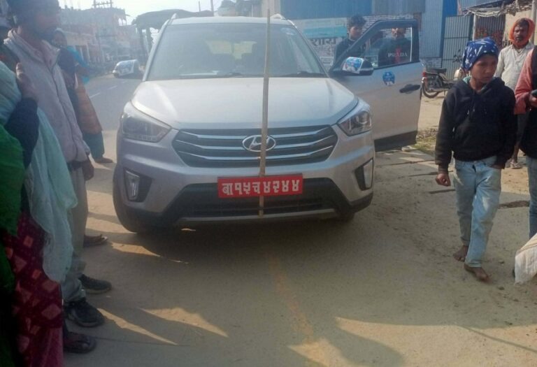 रौतहट दुर्घटना : रास्वपा उम्मेदवार गाडीमा थिएनन्, बालिकालाई सोही गाडीमा अस्पताल लगिएको थियो