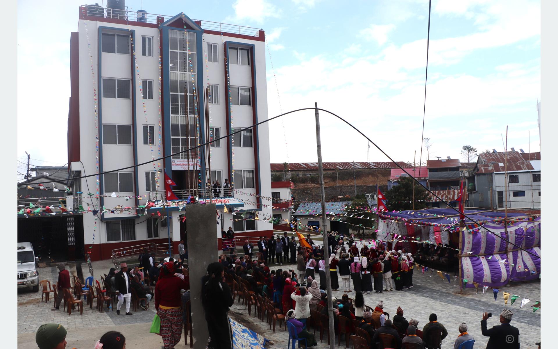 हतुवागढीको सेवा अब आधुनिक प्रशासनिक भवनबाट