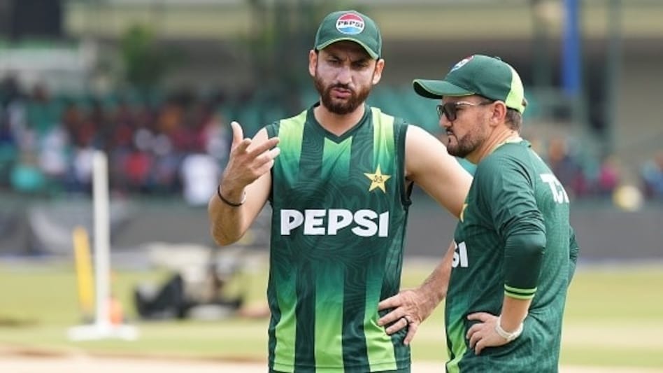 पाकिस्तान क्रिकेट टोलीका हरेक खेलाडीलाई ५० लाख रूपैयाँ जरिवाना