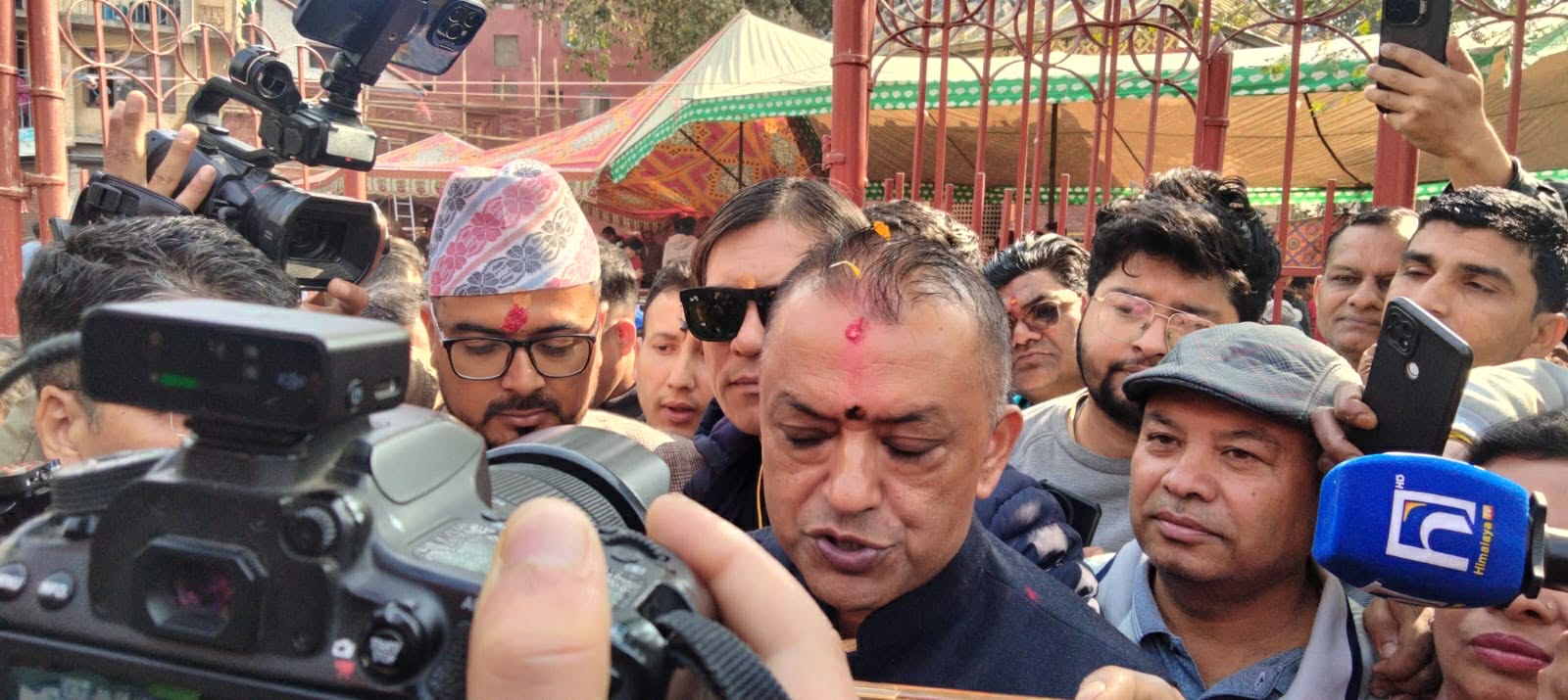 मतलान गर्दै गगनले भने -अवसर पाए पाँच वर्ष सुशासनमा काम गर्छौं