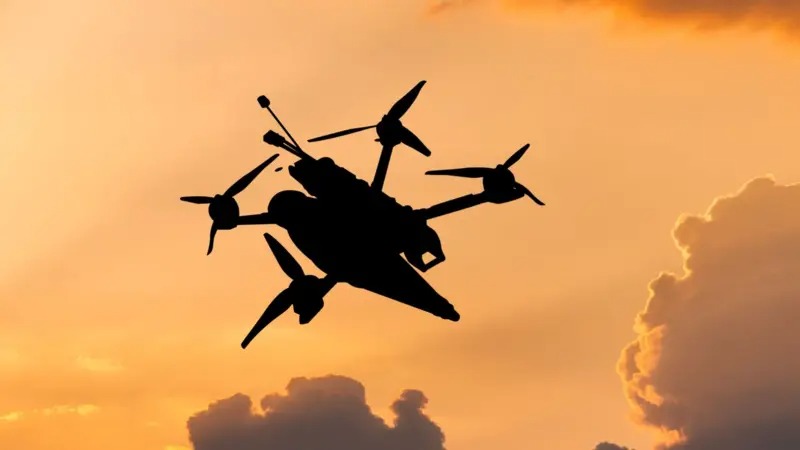 साउदीमा खसालियो १८ वटा ड्रोन