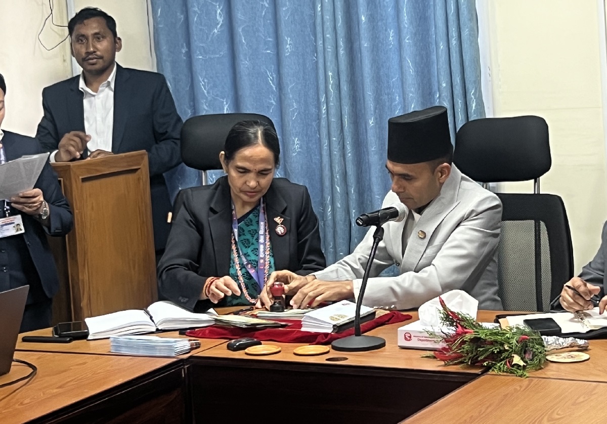 हुलाक सेवालाई सुदृढ बनाइनुपर्छः सञ्चारमन्त्री तिमिल्सिना