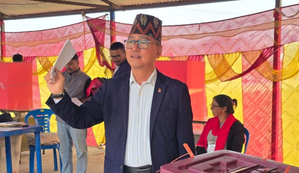 राप्रपा अध्यक्ष लिङ्देनद्वारा मतदान