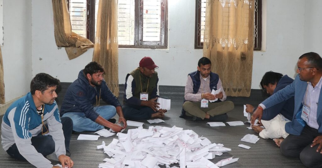 ५ मतले हारजित भएको क्षेत्रमा प्रत्यक्षतर्फका मतपत्र समानुपातिकको बाकसमा भेटिए