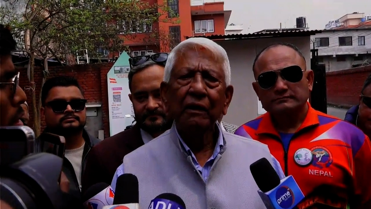 गगनको बचाउमा अर्जुननरसिंह, भन्छन्-मैदानमा आएको क्याप्टेनले जिम्मेवारी छाड्न मिल्दैन