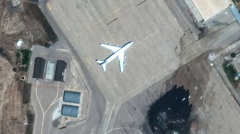 औषधि बोक्ने विमानमा अमेरिकाको आक्रमण