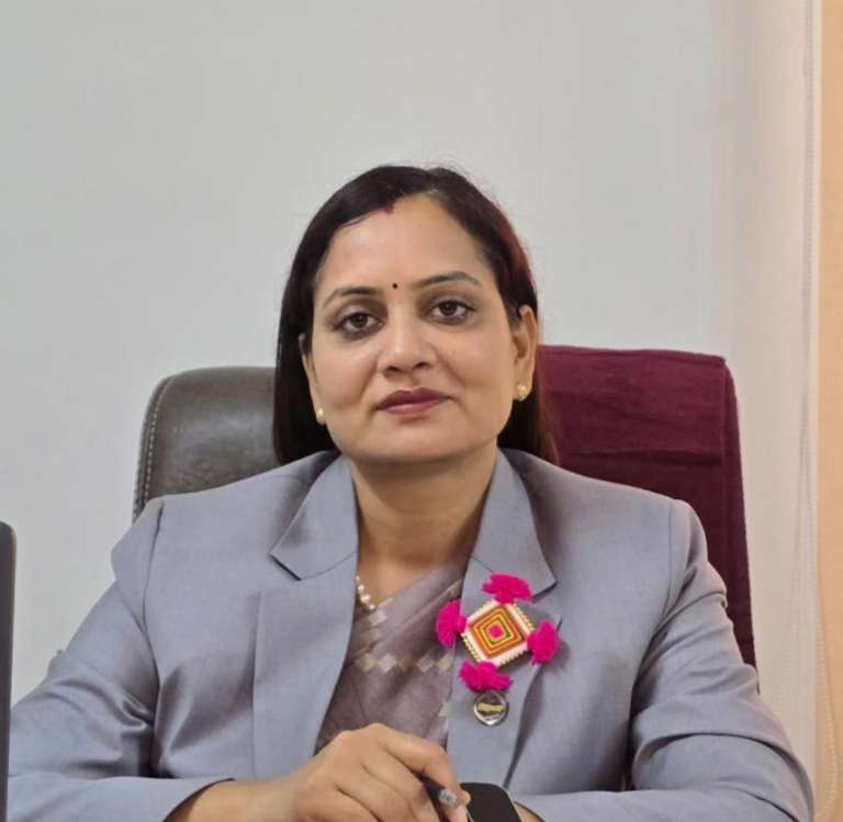 ओलीको उपचारमा कुनै कसर बाँकी नराख्न स्वास्थ्य मन्त्रीको निर्देशन