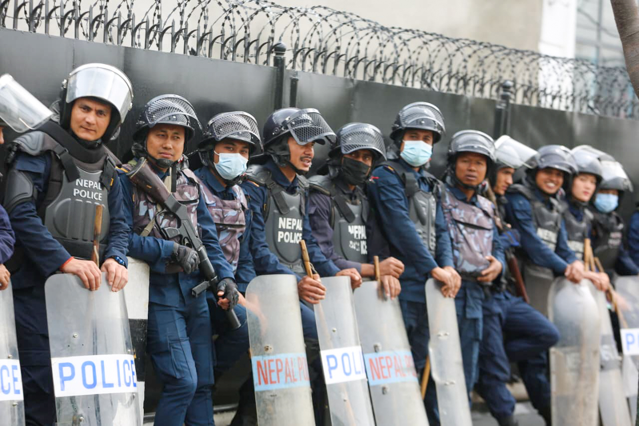 जिल्ला अदालत परिसर र बबरमहल क्षेत्रमा सुरक्षा व्यवस्था कडा (फोटोफिचर)