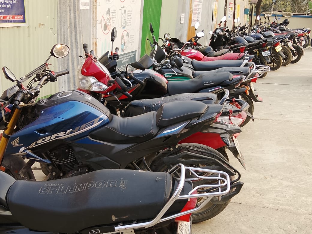 होलीमा उच्छृङ्खलता गर्ने ६ जना पक्राउ, ४० विदेशी नम्बरका सवारी साधन नियन्त्रणमा