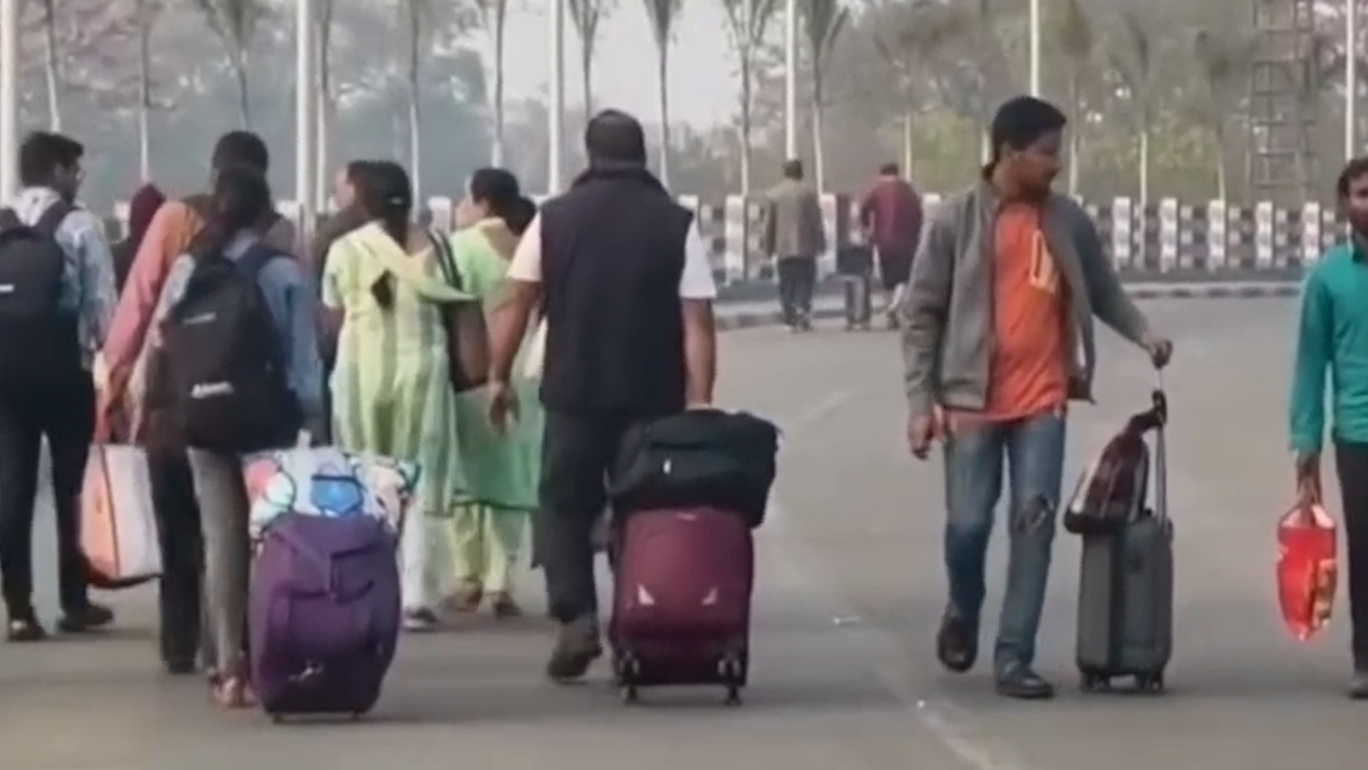 पर्सामा निर्वाचन र होलीका लागि ‘हाइ-अलर्ट’: ७२ घण्टा सीमा नाका ठप्प