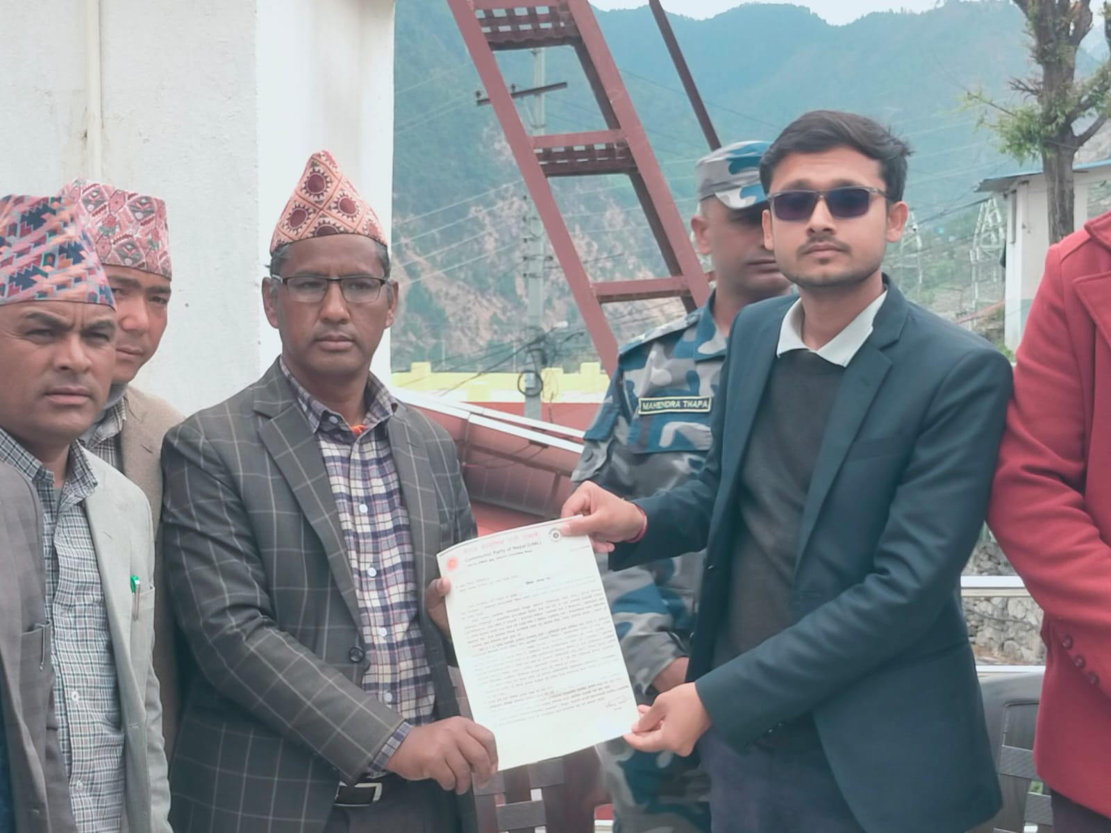 मुगुमा एमालेको विरोध प्रदर्शन, ज्ञापनपत्र बुझाएपछि कोणसभा