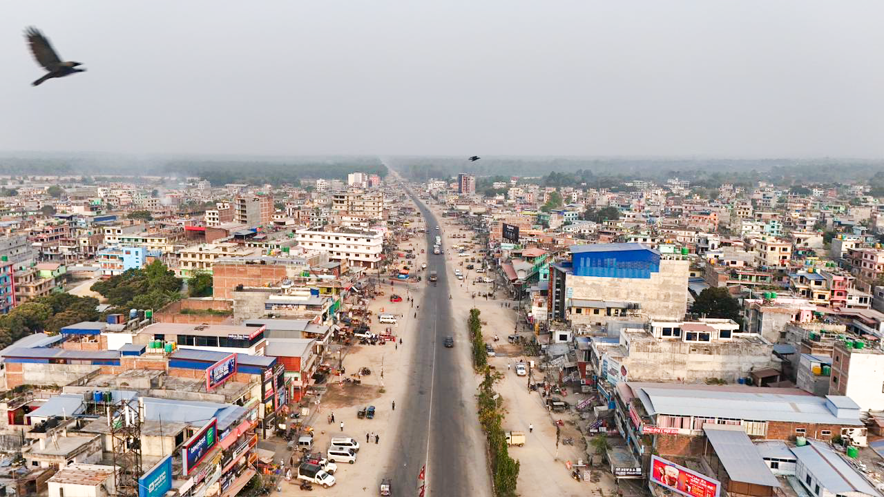 बर्दिबासमा तीव्र सहर विकाससँगै चहलपहल बढ्दो (तस्बिरसहित)