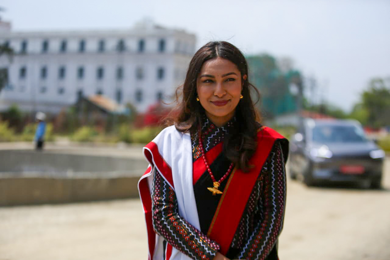 शपथका लागि सिंहदरबारमा नवनिर्वाचित सांसदहरू(तस्बिरहरु)