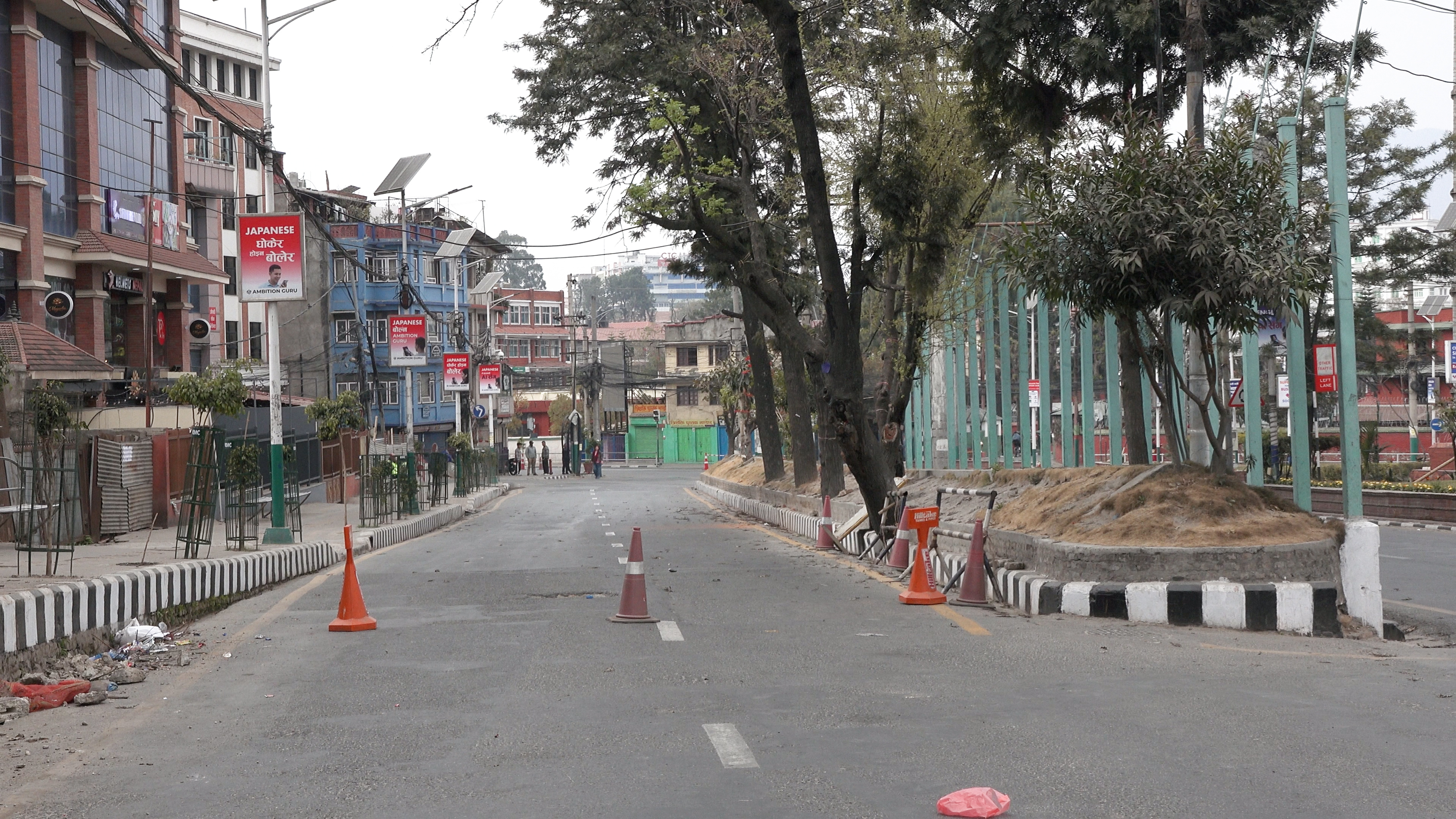 हरेक दिन प्रदर्शनले अस्तव्यस्त रहने माइतीघर निर्वाचनका दिन सुनसान (तस्बिरहरू)