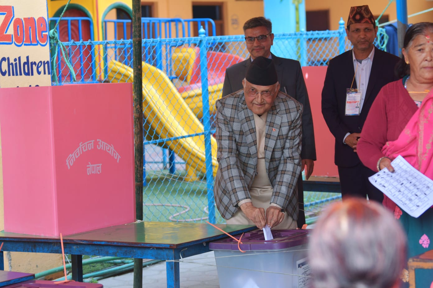 फागुन २१ गते मृत्युको मुखमा पुगेर पुनर्जीवन पाएका दिन हो : ओली