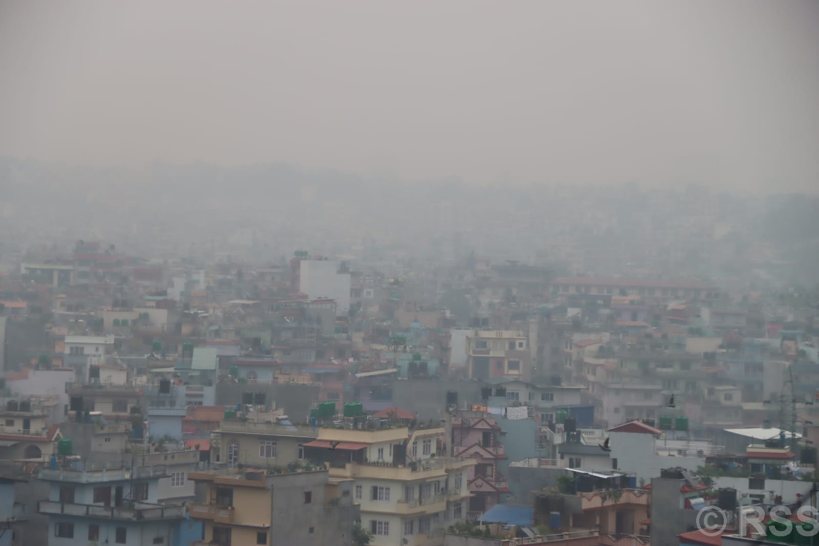 सुक्खाले बढायो डढेलो र प्रदूषण, काठमाडौं पहिलो प्रदूषित सहर