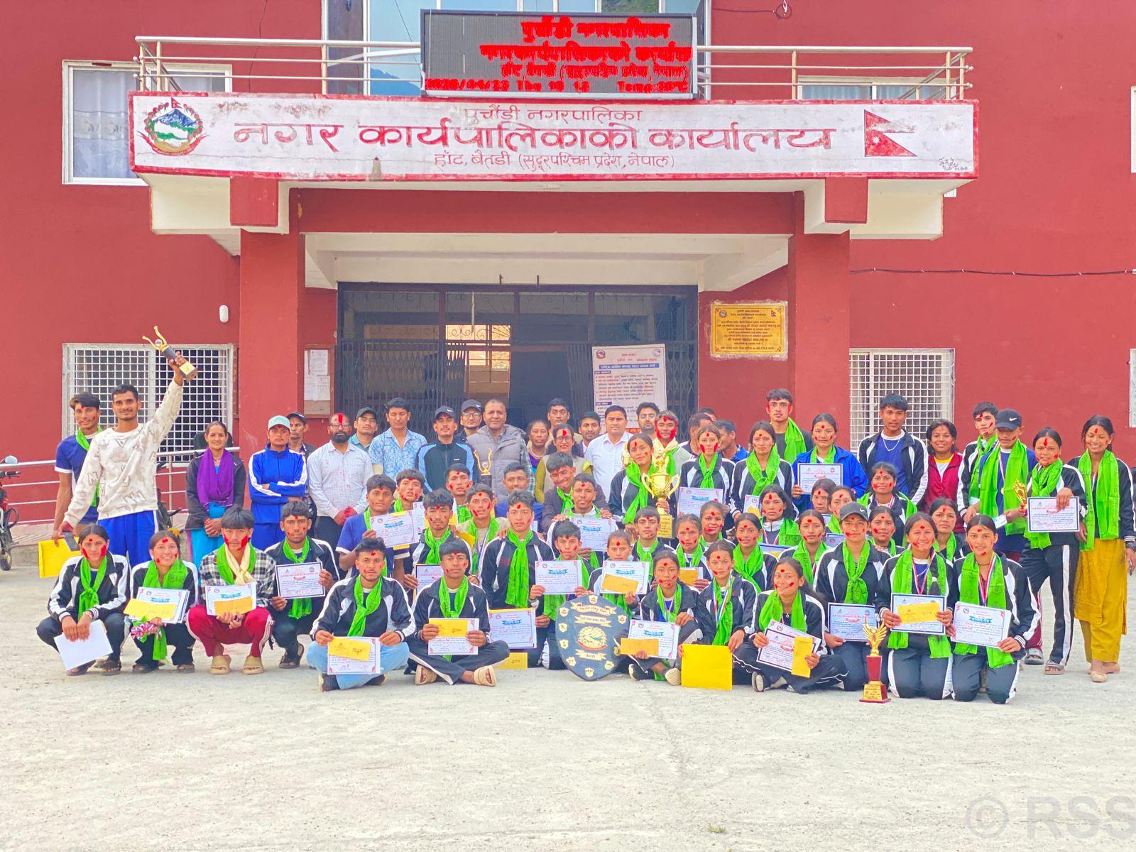 पुर्चौंडी नगरपालिकाद्वारा खेलाडीलाई सम्मान