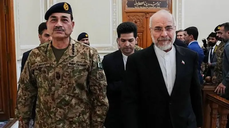 इरानले वार्ता टोली पठाएन