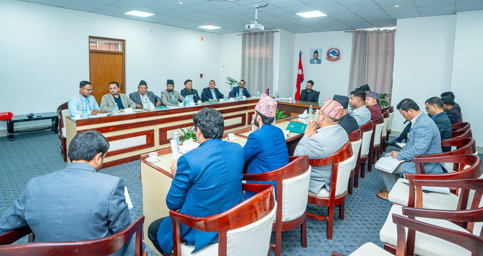 प्रधानमन्त्री शाह र गण्डकी प्रदेशका सांसदबीच छलफल