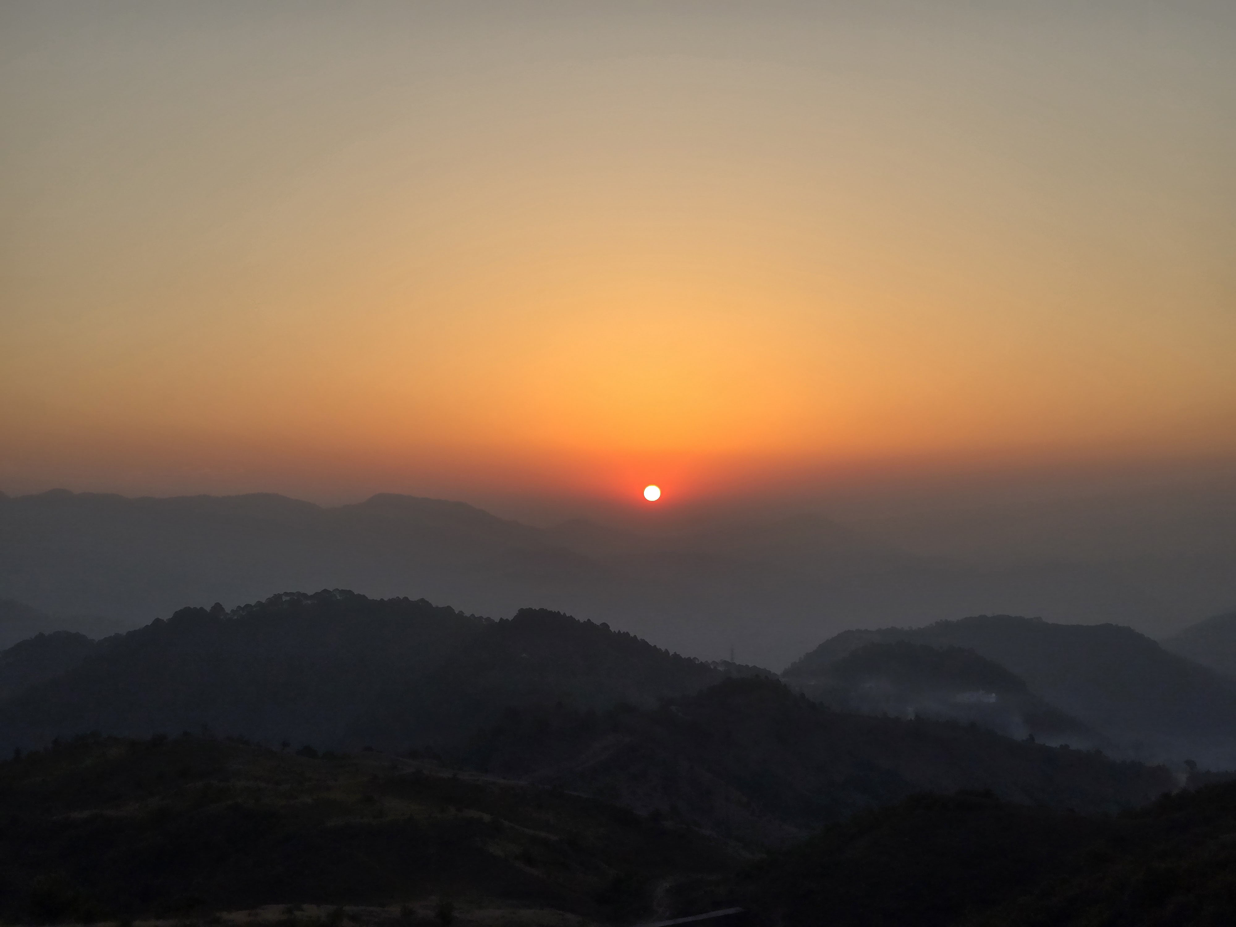 आज नयाँ वर्षः हर्षोल्लासका साथ मनाइँदै