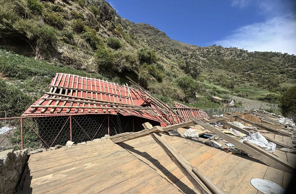 हावाहुरीले विद्यालयको छानो उडायो, पठनपाठन प्रभावित