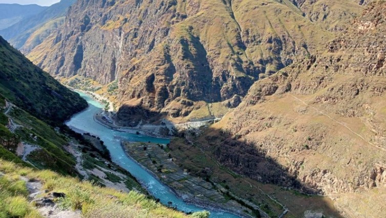 नदीमा पौडी खेल्नेक्रममा बालक बेपत्ता