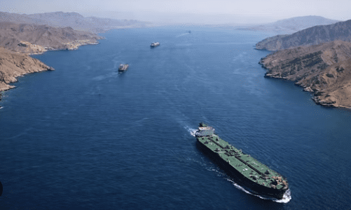 इरानद्वारा स्ट्रेट अफ हर्मुज पूर्ण रूपमा खुला: विश्व बजारमा तेलको मूल्यमा उच्च गिरावट