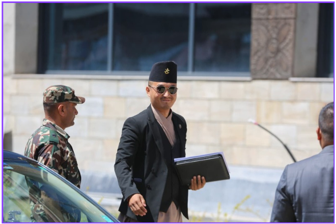 गृहमन्त्री सुधन गुरुङको पहिलो साता : धमाधम गिरफ्तारी र आक्रामक शैलीले तरंग