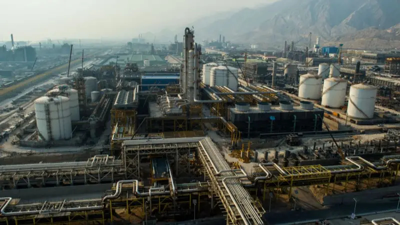 इरानको दक्षिणमा रहेको पेट्रोकेमिकल कम्प्लेक्समा आक्रमण