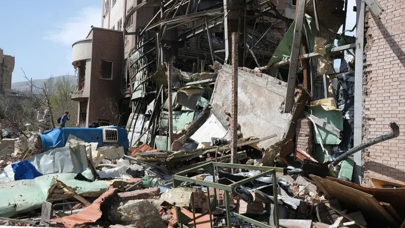 तेहरान विश्वविद्यालयमा आक्रमण, वरपरका क्षेत्रहरूमा ग्यास आपूर्ति बन्द