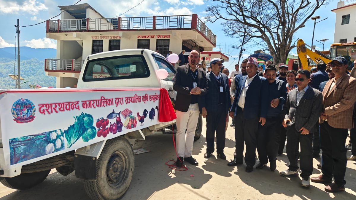 बैतडीमा कृषि एम्बुलेन्स सञ्चालन