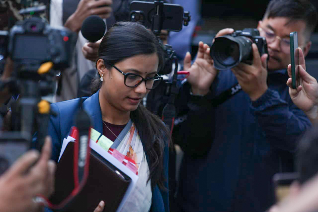 केन्द्रीय समिति बैठकमा उपस्थित हुँदै रास्वपाका नेताहरू (तस्बिरहरू)