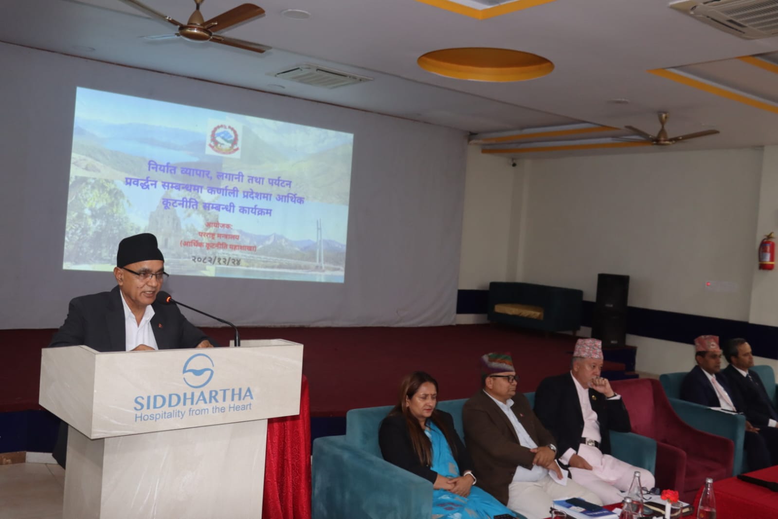 कर्णालीका सम्भावनालाई अन्तर्राष्ट्रिय बजारमा लैजानुपर्छ : मुख्यमन्त्री कँडेल