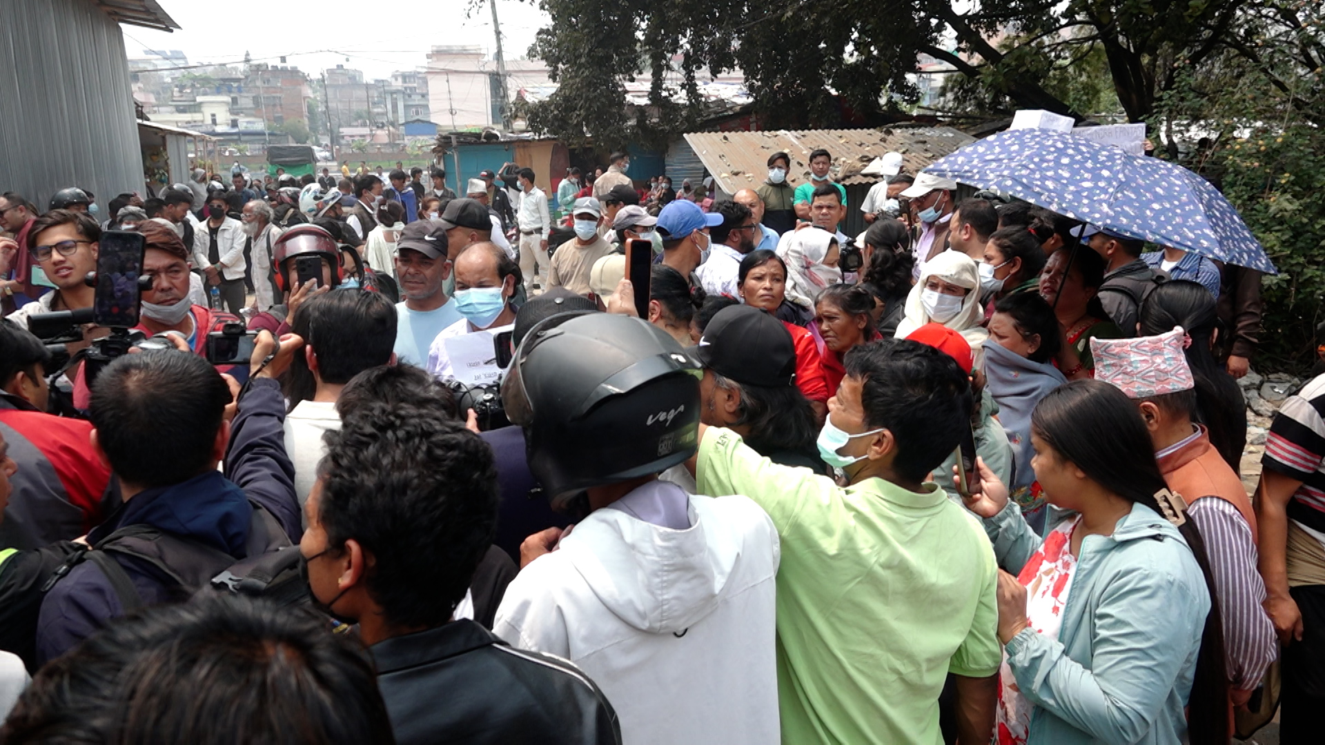 सुकुम्बासी बस्तीमा प्रदर्शन, सत्ताको आडमा ‘डोजर आतंक’ बन्द गर्न माग