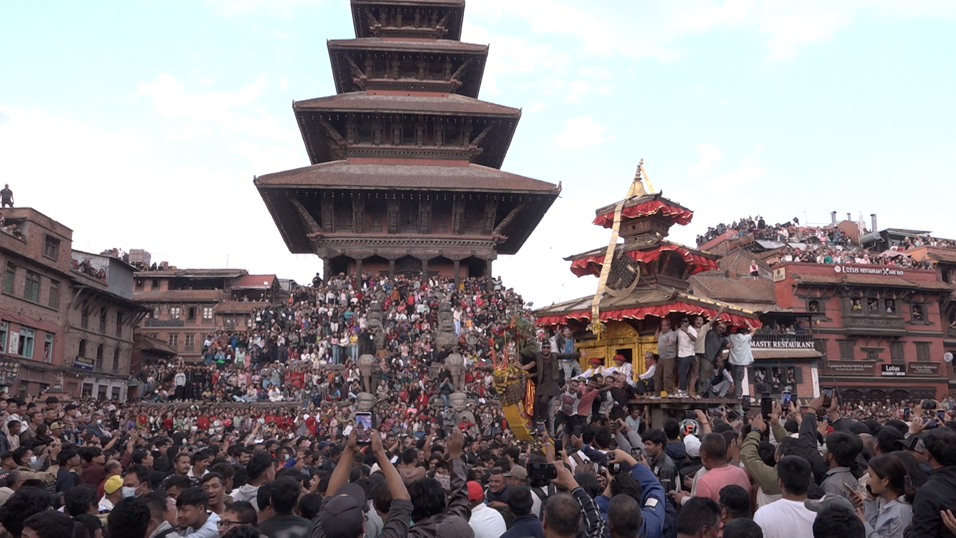 बिस्का जात्राको आज चौथो दिन विविध कार्यक्रम गरी मनाइँदै