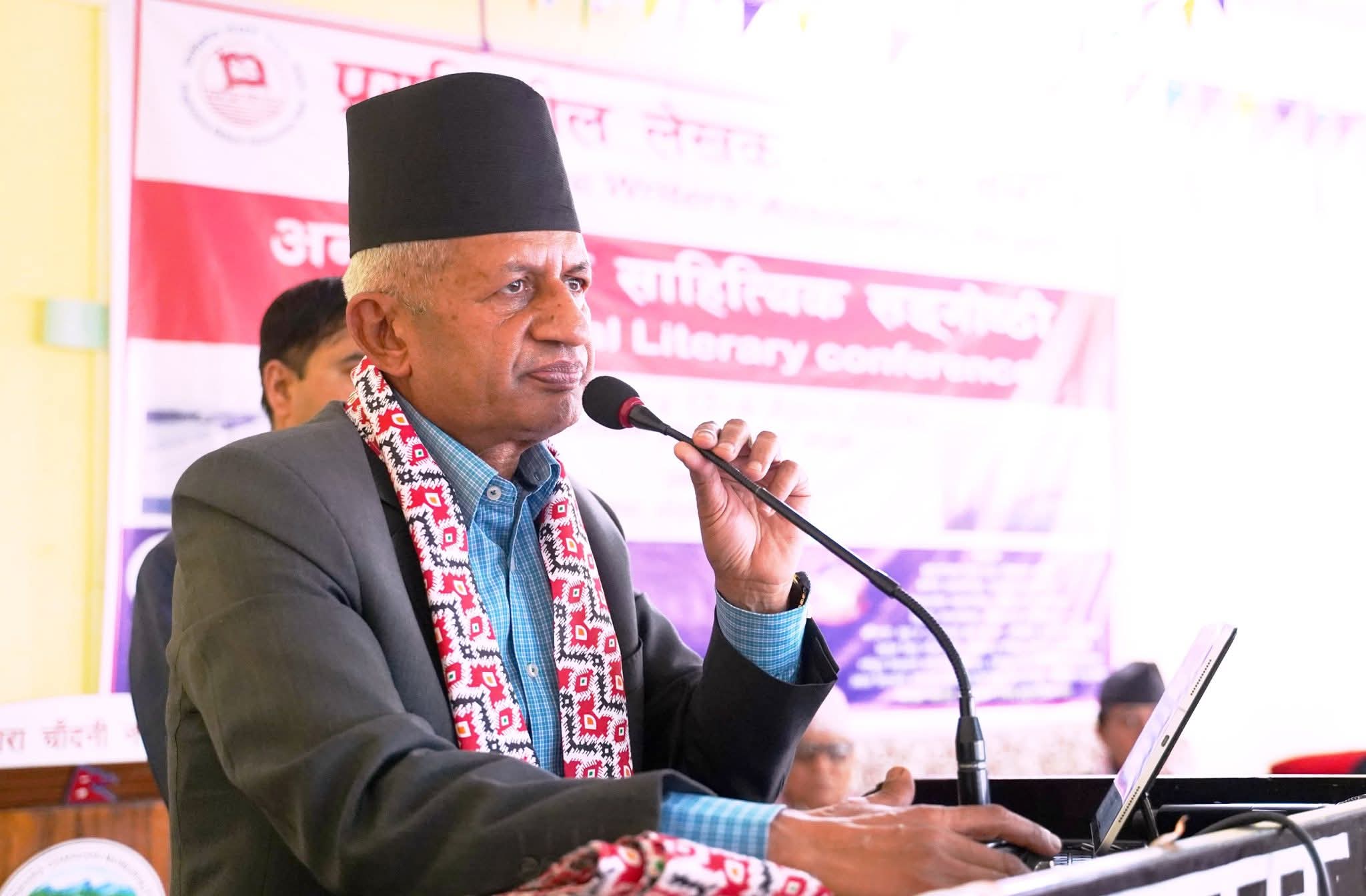 कम्यूनिष्ट आन्दोलन खडेरीको दुबो जस्तै फेरी मौलाउने प्रदीप ज्ञवालीको दाबी