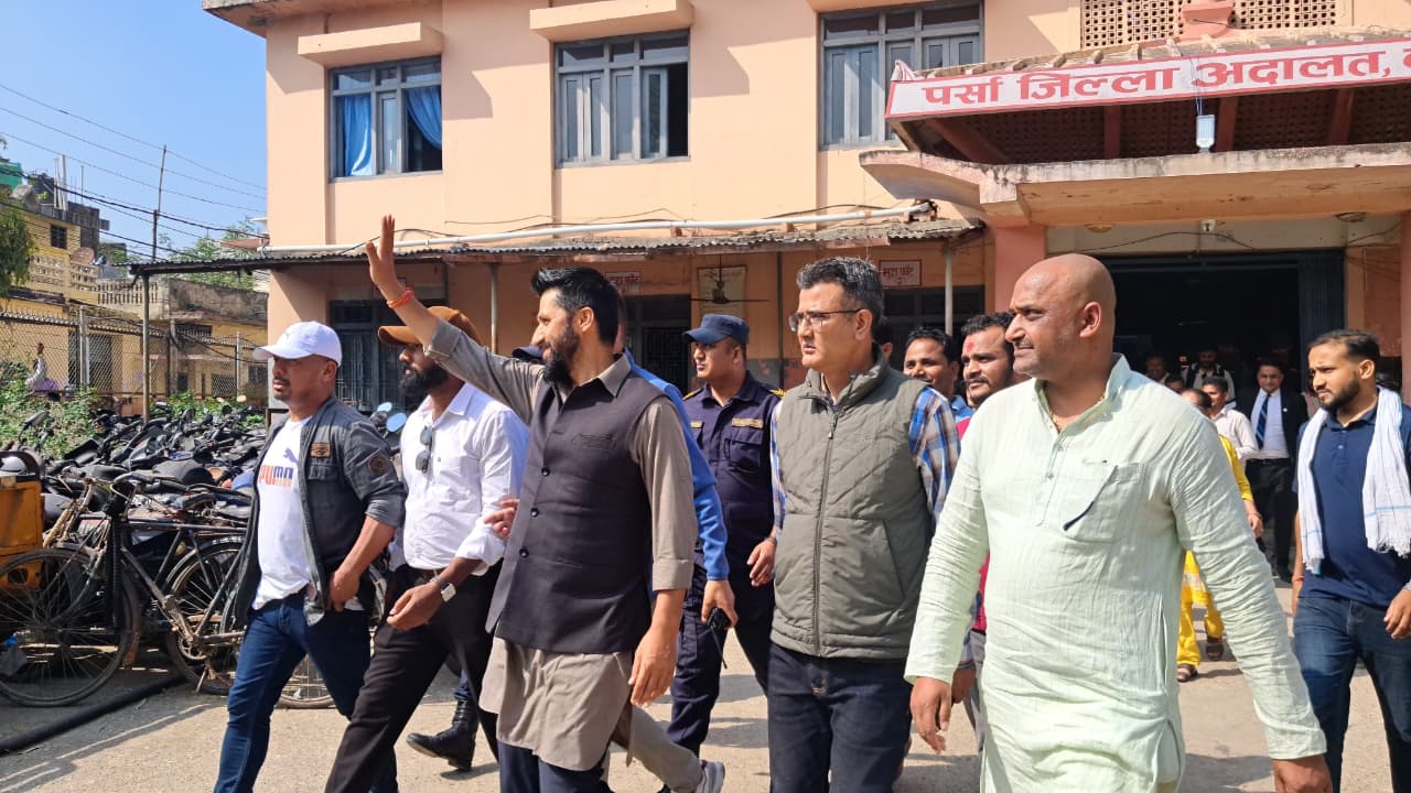 म्याद बुझेर काठमाडौं फर्किए रास्वपा सभापति रवि लामिछाने