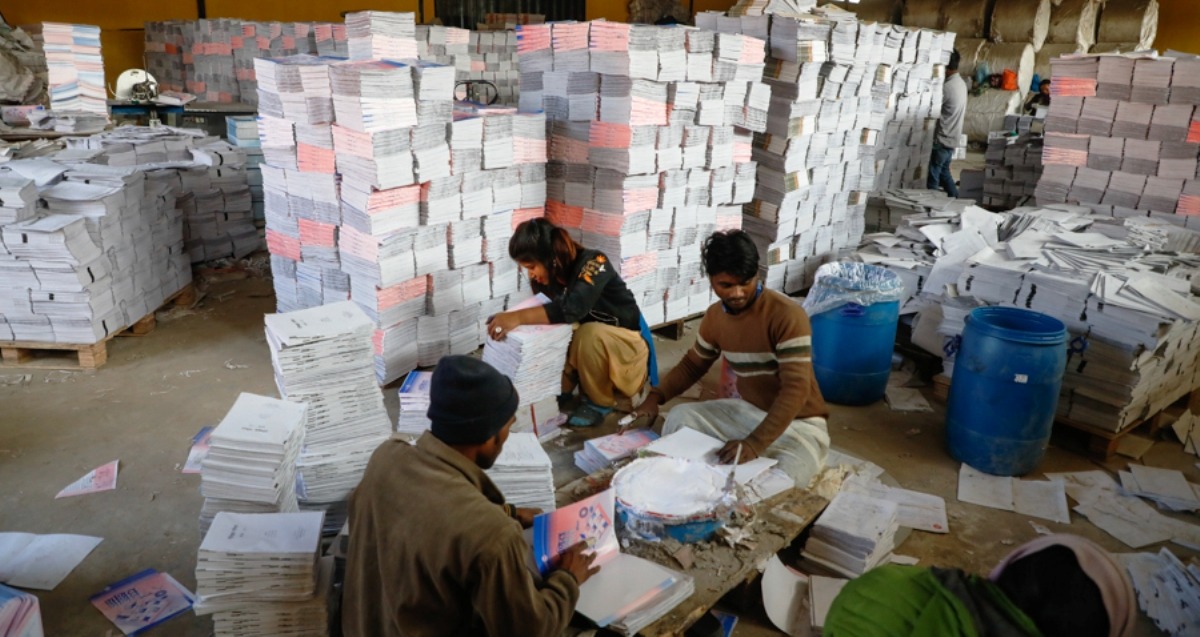 कर्णालीमा विद्यार्थी भर्ना अगावै पुग्यो पाठ्यपुस्तक