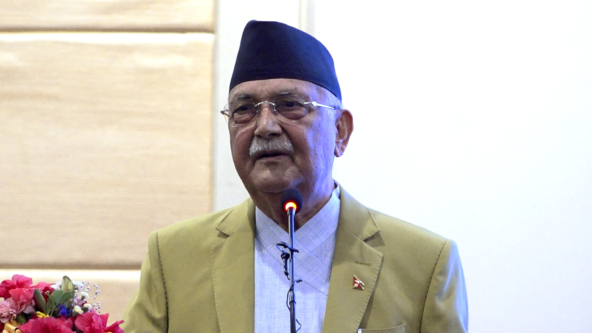 नयाँ वर्षको शुभकामना दिँदै ओलीले भने, २०८२ साल अब इतिहास भयो